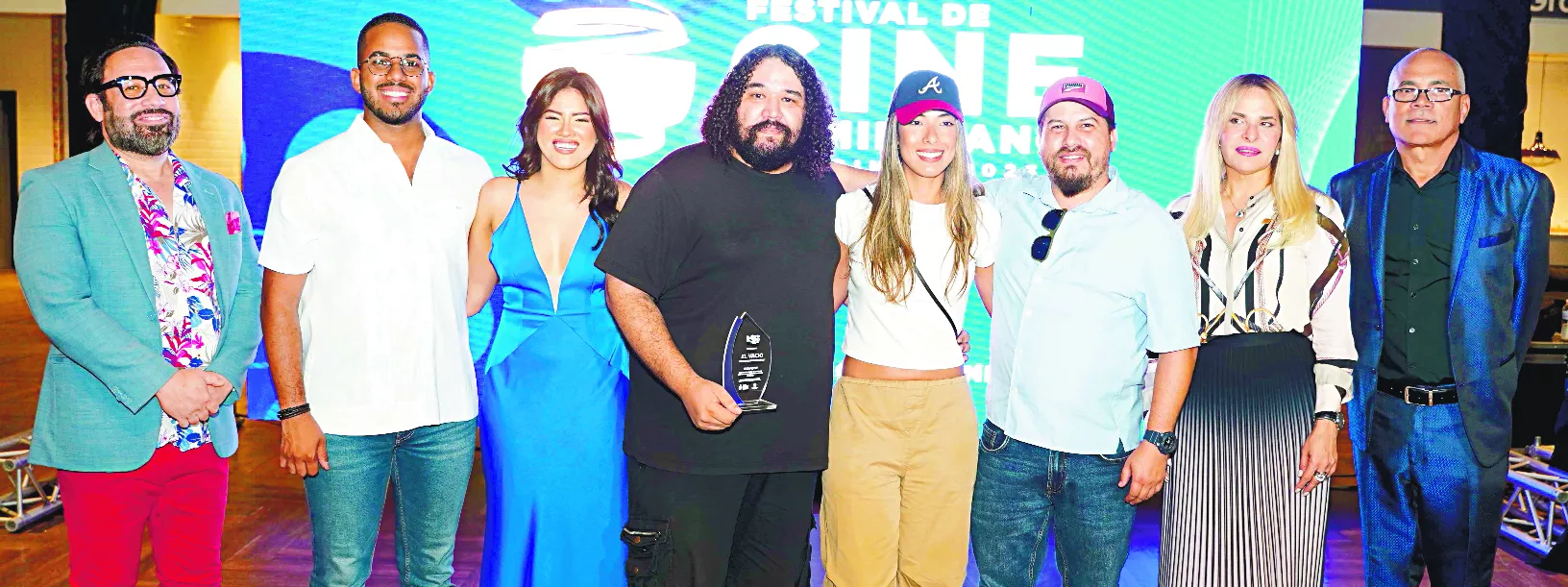 Parte de los organizadores e invitados de la rueda de prensa del Festival de Cine Dominicano que se llevará a cabo en junio.