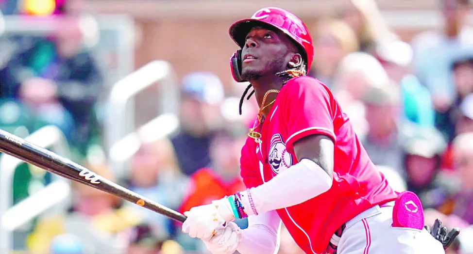 El prospecto dominicano Elly de la Cruz está proyectado  para crear un gran impacto en la alineación de Cincinnati.  Ap