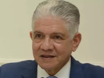 Eduardo Estrella, presidente del Senado