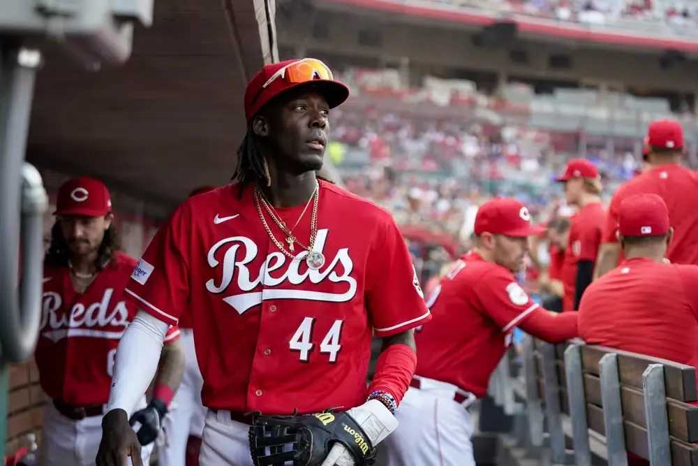 Elly de la Cruz REDS