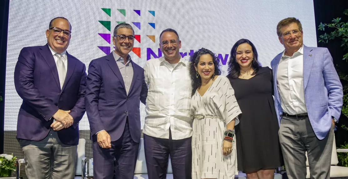 José Rafael Yunén,  David Langer,  José Prince, Mirtha Macri y Vicky Ulloa.