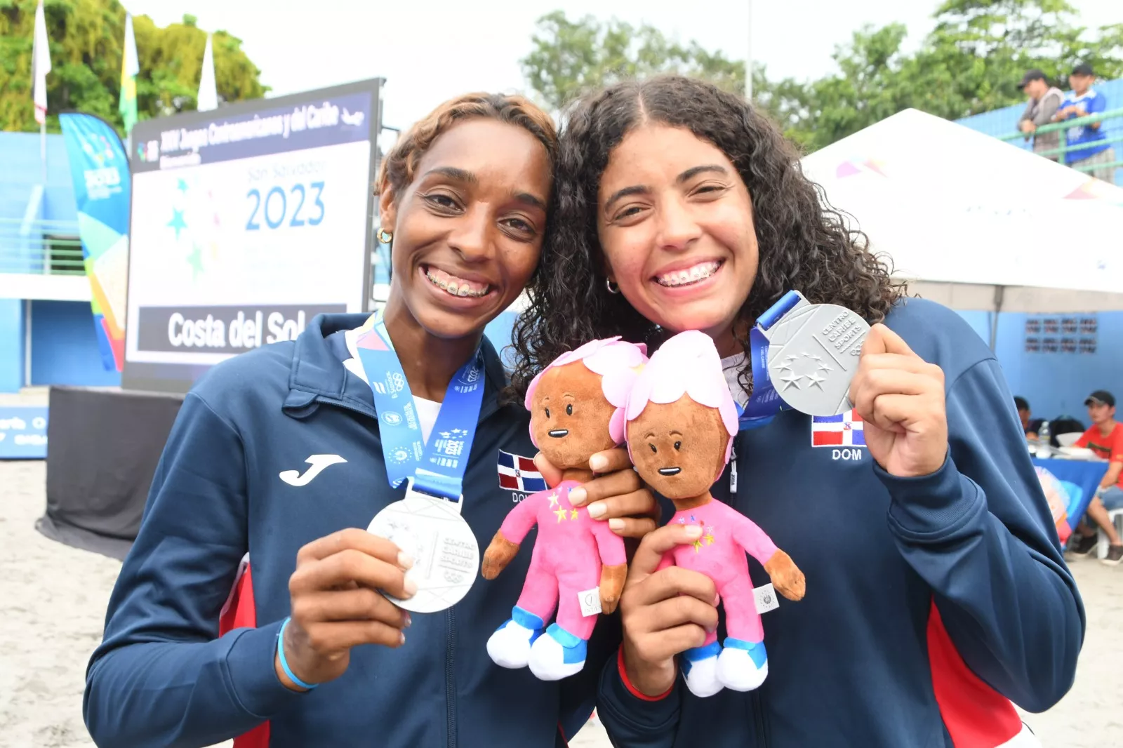 Juliberh Payano y Bethania Almánzar