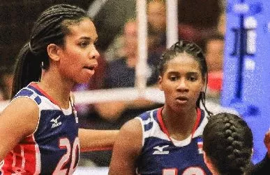 Selección dominicana de voleibol va por quinto título.