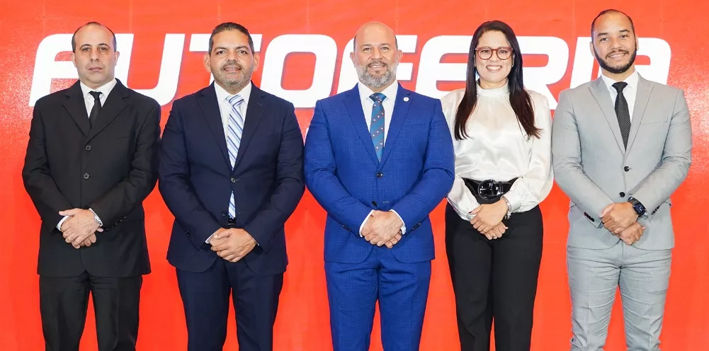 Gustavo Domingo, Peter Cabrera, Héctor Rodríguez Ureña, Katty Reyes y Ramón Guzmán.