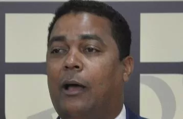 Víctor D’  Aza, secretario de la Liga Municipal.