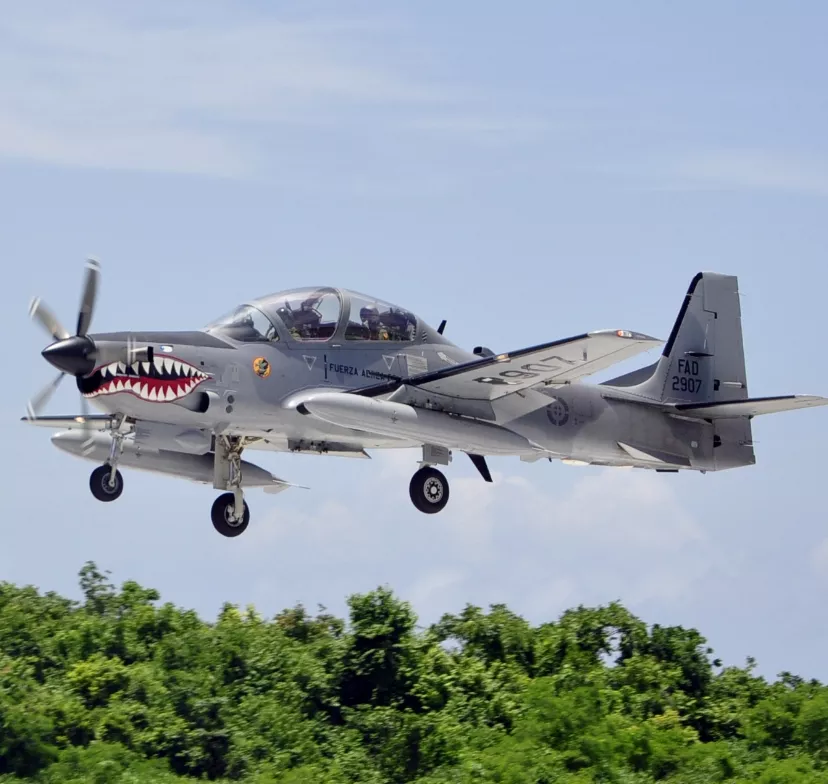 Uno de los aviones adquiridos por el país de parte de Embraer.