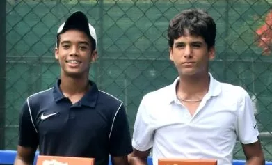 Jossting Cruz y Alberto Puello, campeones división  U18.