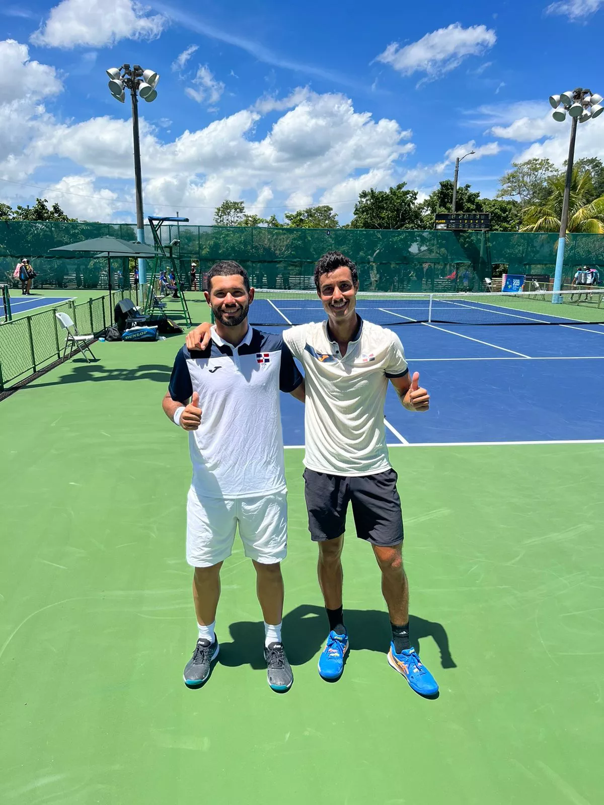 Nick Hardt y Roberto Cid