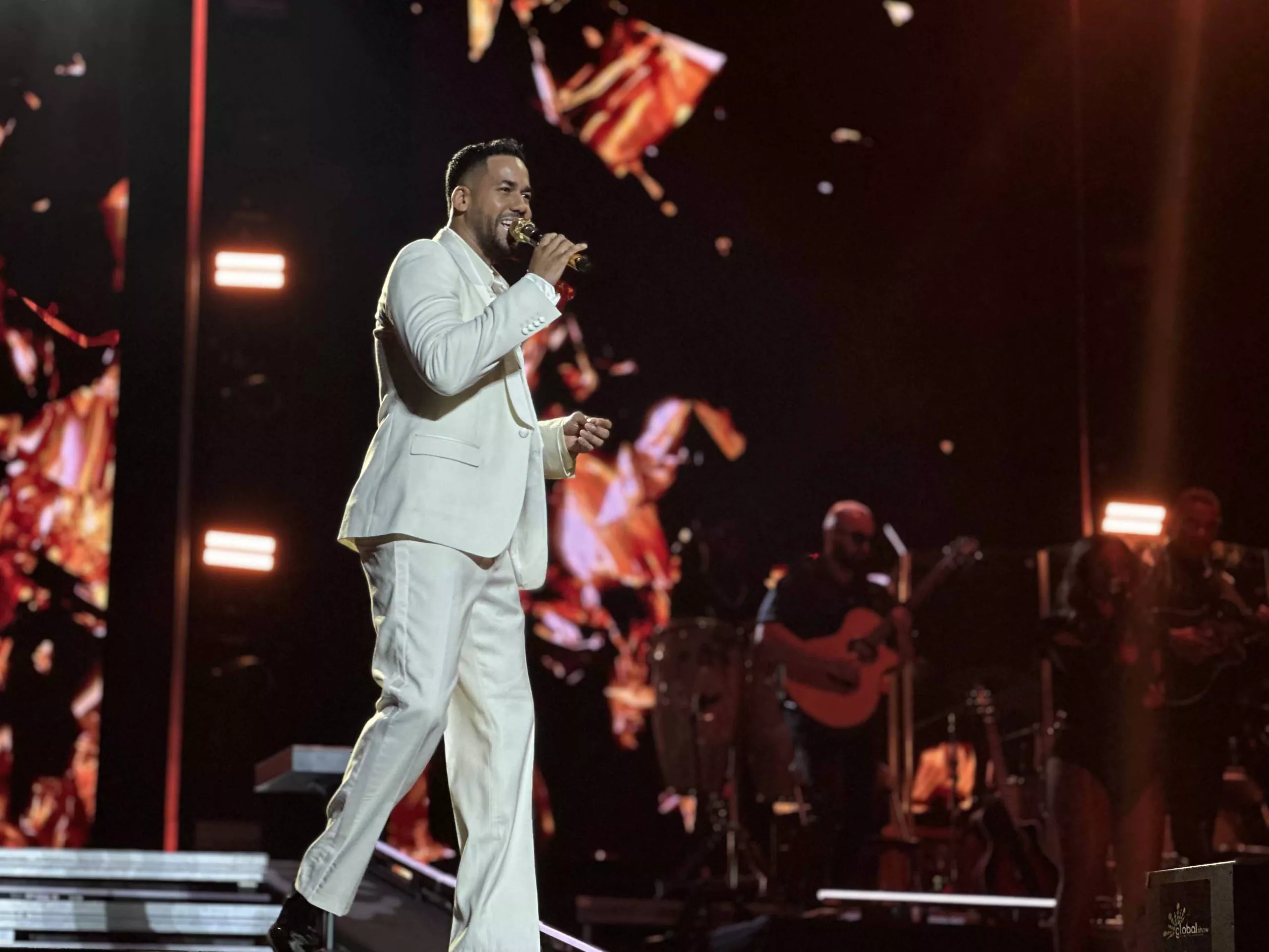Una vuelta esperada: Romeo Santos "el rey de la bachata" hizo bailar a MadrId