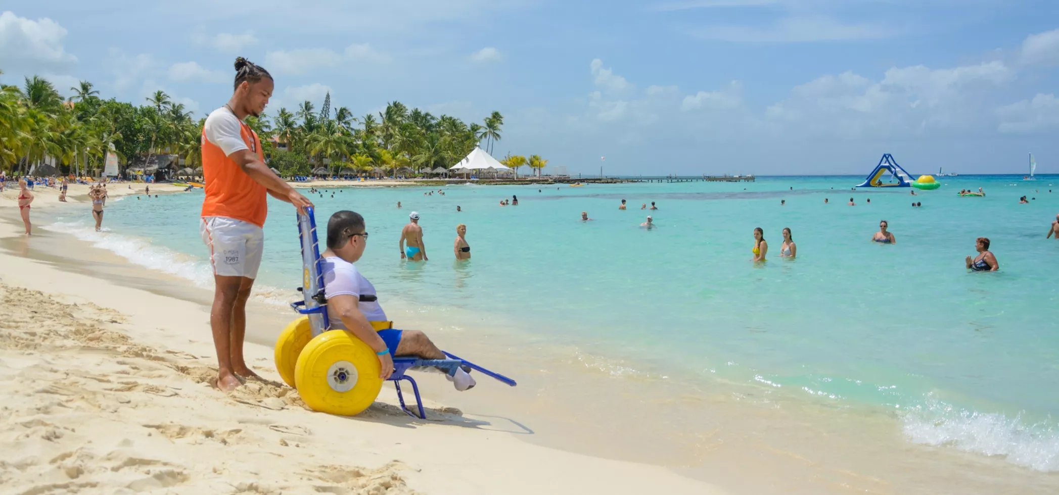 El Gobierno  elabora  una   estrategia de turismo sostenible el cual trazará las  pautas  establecidas por el Consejo Global de Turismo Sostenible.