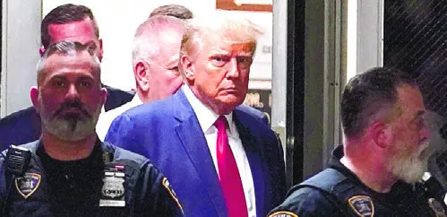 Donald Trump enfrenta efronta otros  procesos judiciales.