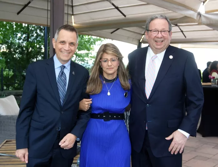 Mark Sutcliffe, alcalde Ottawa; Michelle Cohen y David Cohen