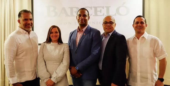 Aquiles Ramírez, Masiel Santana, Otto Flores, Jairon Severino y  Fath Jacobo.