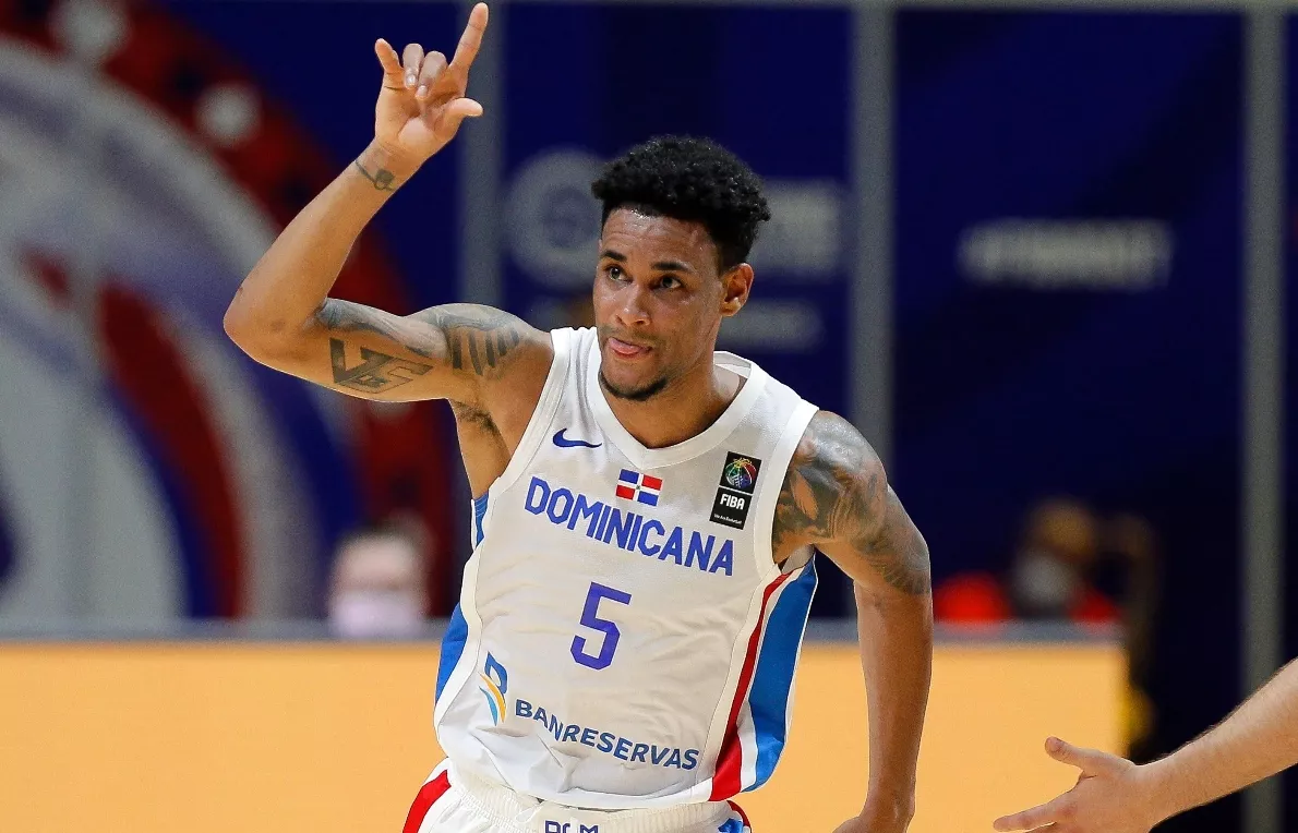 Víctor Liz encabezó con 20 puntos la ofensiva dominicana ante Puerto Rico.  fuente externa