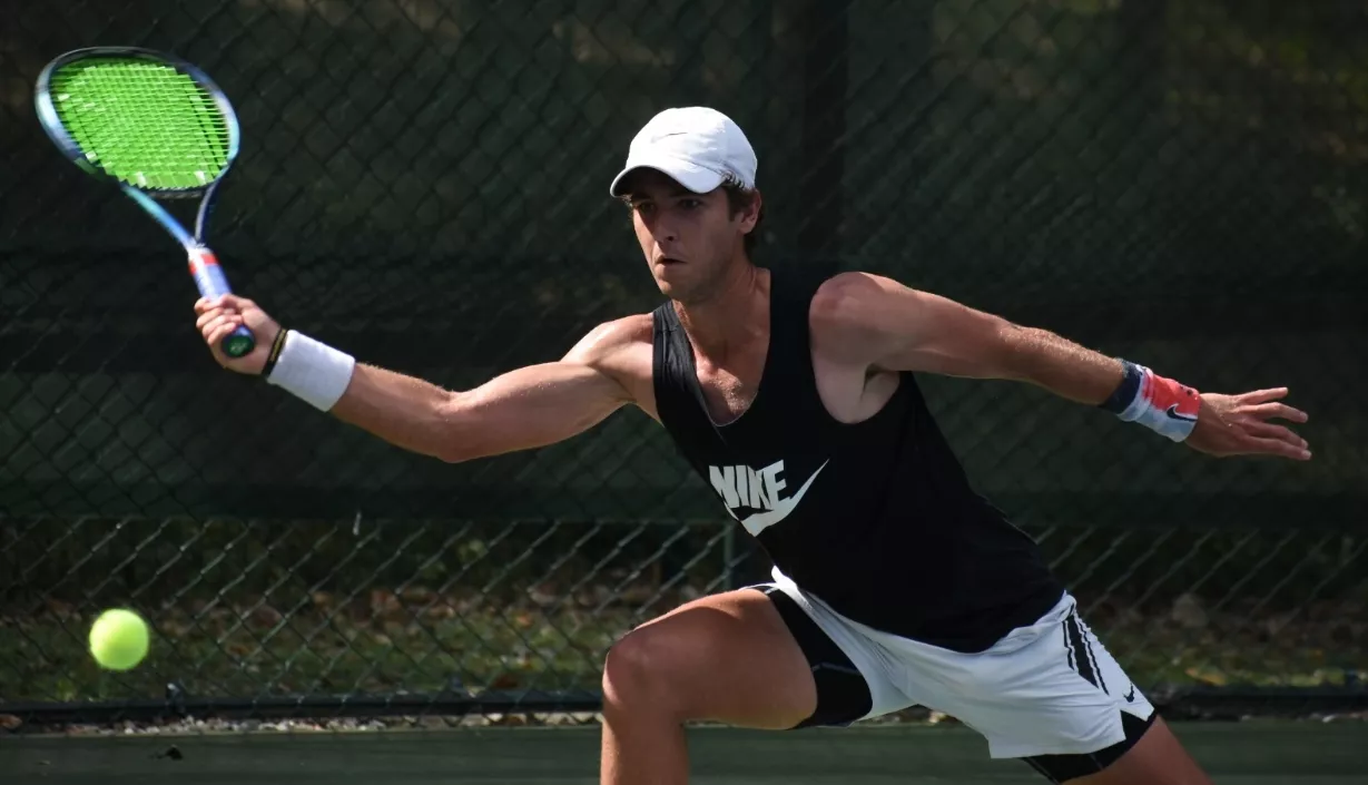 Peter Bertran   realizó un gran esfuerzo para salir airoso en  la primera ronda del RD Open.