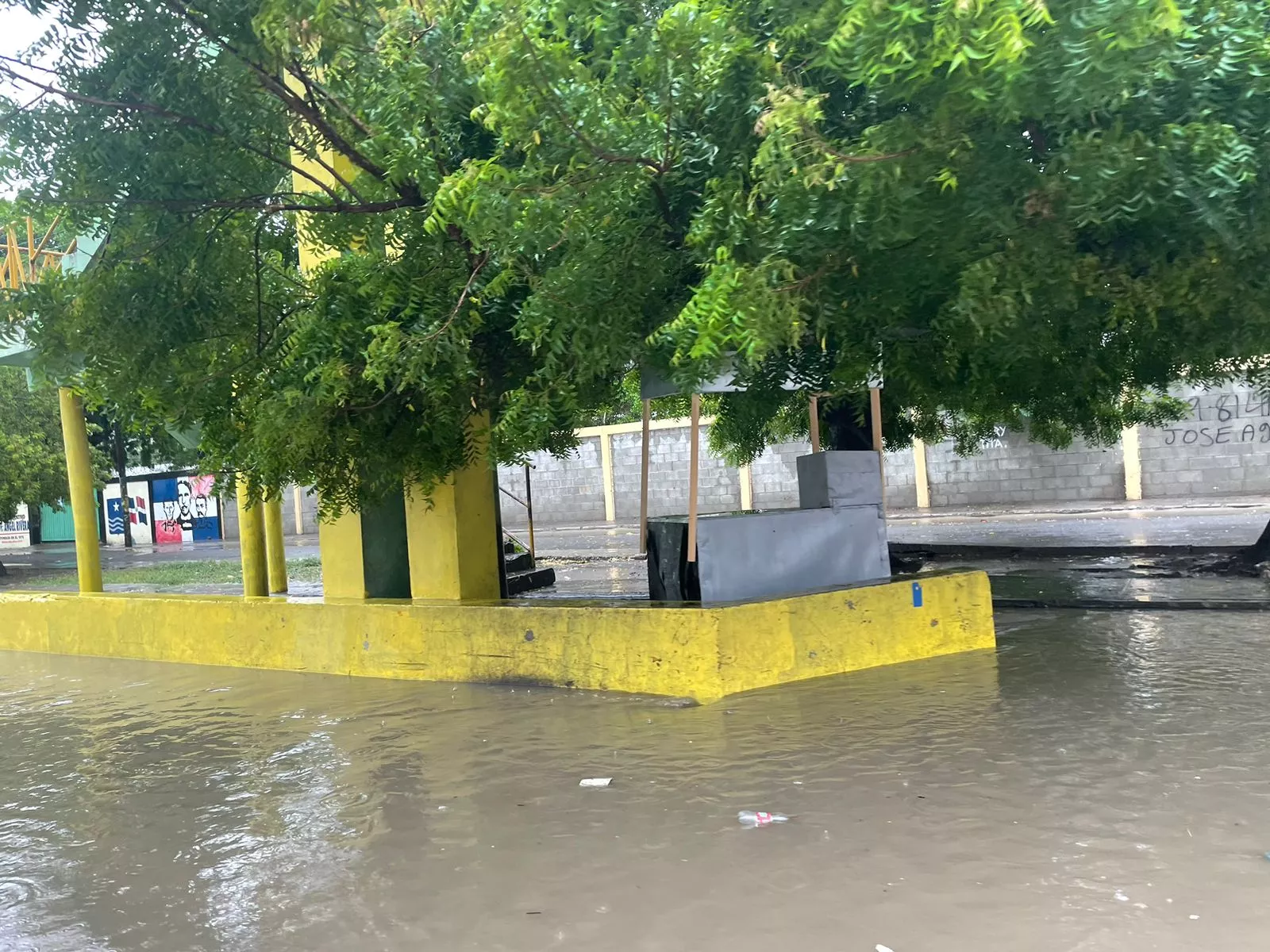 Calles de azua inundadas