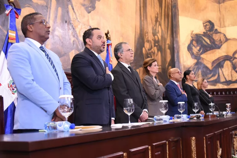 Al acto de rendición de cuentas asistieron personalidades.