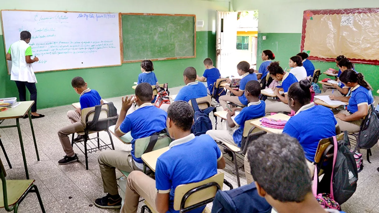 Desde hace 5 años que no se distribuyen con regularidad los libros entre los estudiantes.