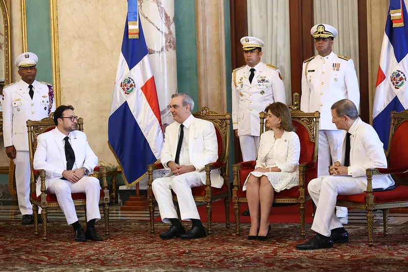 1.Embajador Raslan Abu Rukun, presidente Luis Abinader, vicepresidente Raquel Peña y canciller Roberto Alvarez.