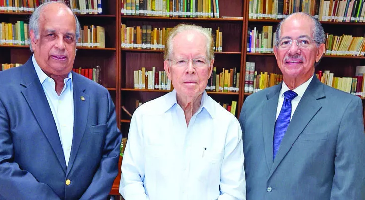 Juan Daniel Balcácer,  José Luis Corripio Estrada y  José Alcántara Almánzar.