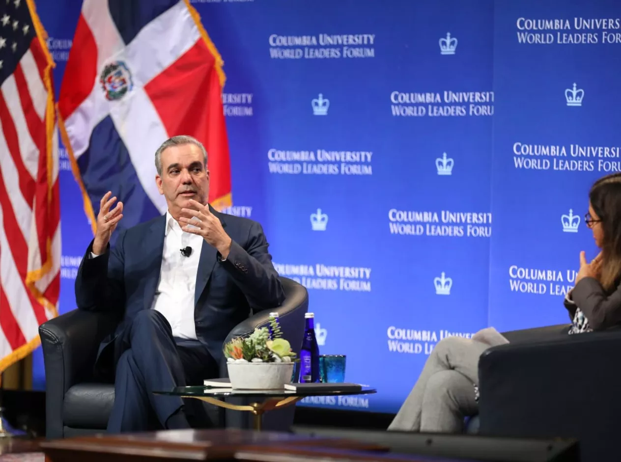 El presidente Luis Abinader participó en un foro de líderes de la Universidad de Columbia.