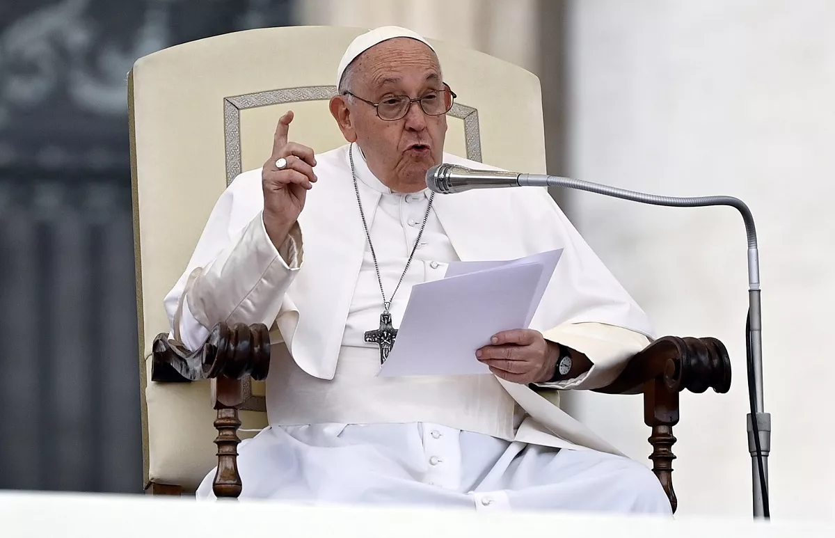 Pope Francis leads weekly general audience