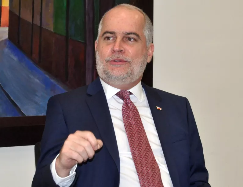 Alejandro Fernández W, superintendente Bancos