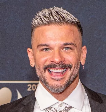 Pedro Capó fue buscado para cantar estos temas.