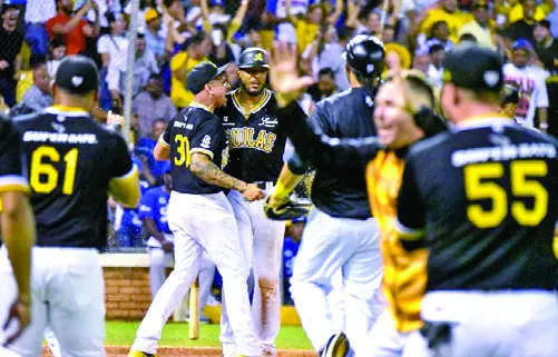 Las Águilas buscarán su corona 23 en béisbol invernal.  archivo