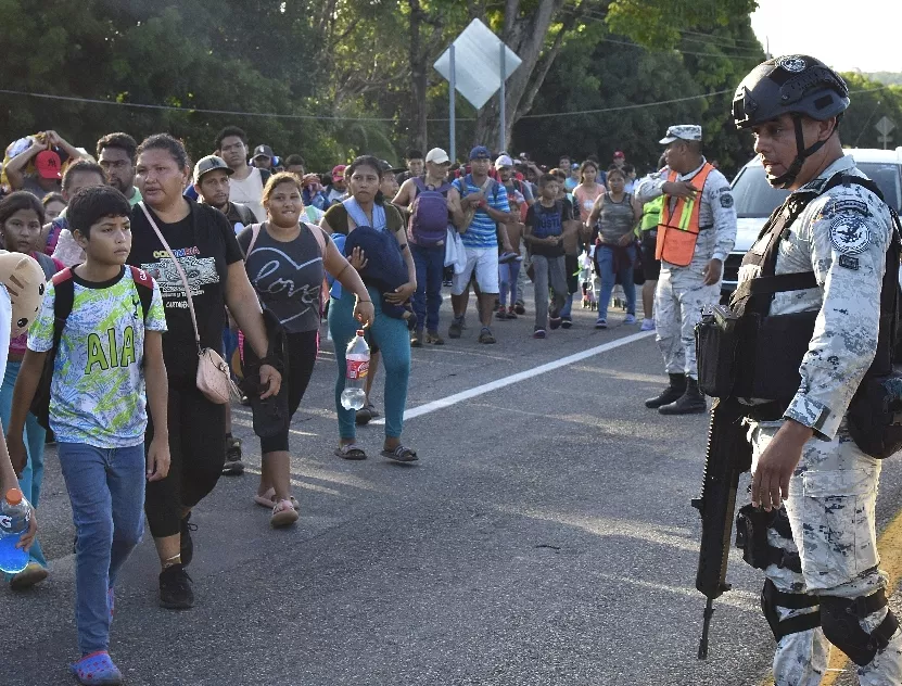 Los migrantes piden documentos al gobierno mexicano.
