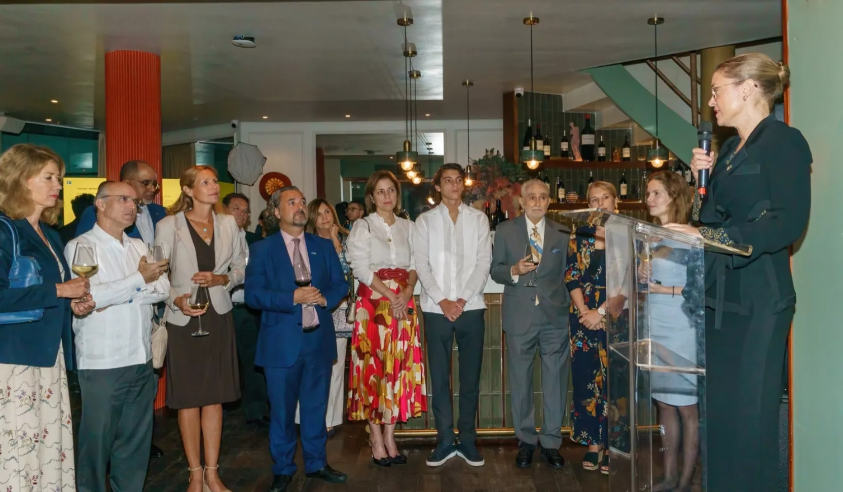 El nuevo cónsul Juan Cordero, Embajadora Hanna junto a delegación de empresarios en visita a RD.