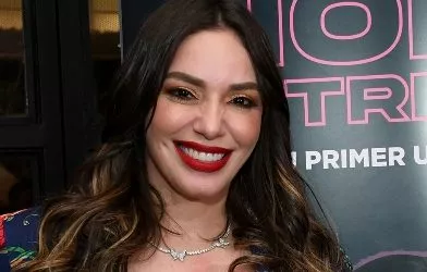 La actriz Hony Estrella durante rueda de prensa.