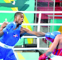 Cristian Pinales durante su combate del pasado sábado.