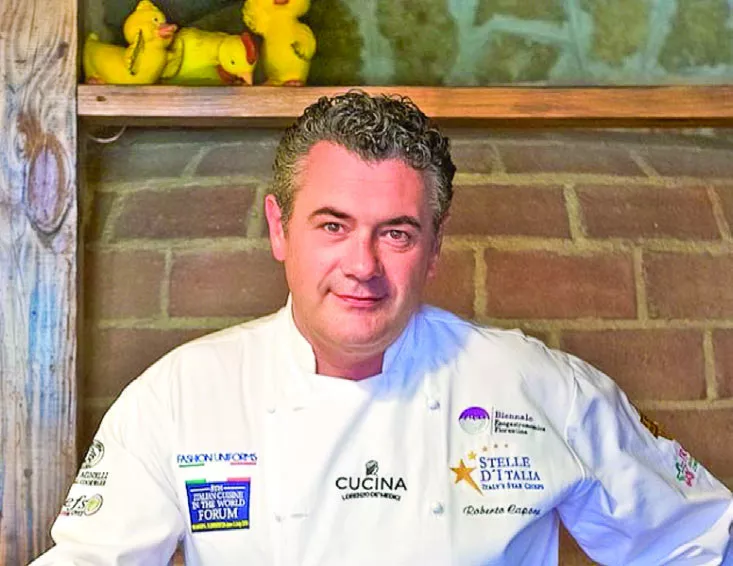 El chef Roberto Capone, galardonado con las cinco estrellas  de la cocina italiana.