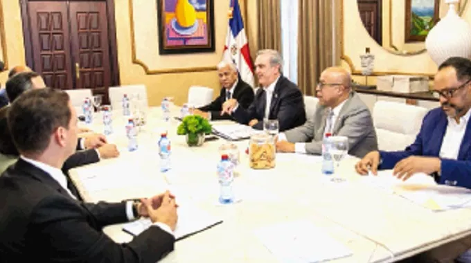 Sesión preliminar del CNM se realizó ayer en salón privado del Palacio Nacional.