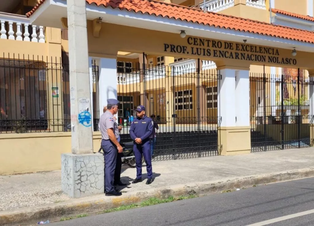 PN garantiza seguridad estudiantes centros educativos Unión Panamericana