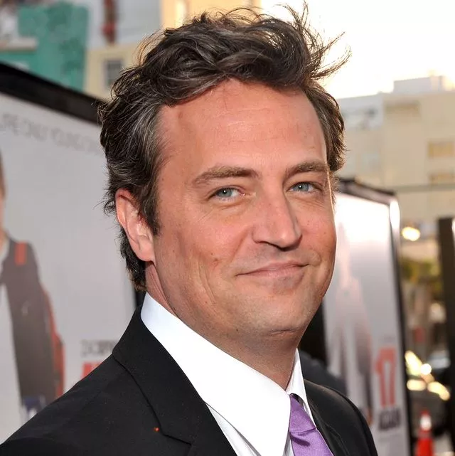 matthew-perry-elle-653e1a261acbc