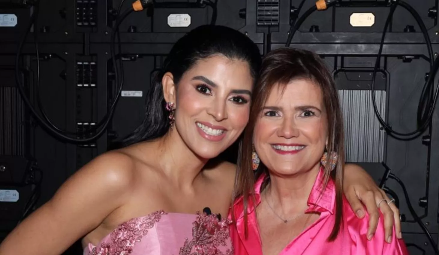 Tania Medina y Pilar Sordo.