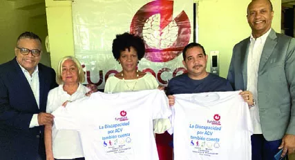 Pochy Familia, Belkis Genao, Marivell Contreras, Marlon González y Feliz Vinicio Lora.