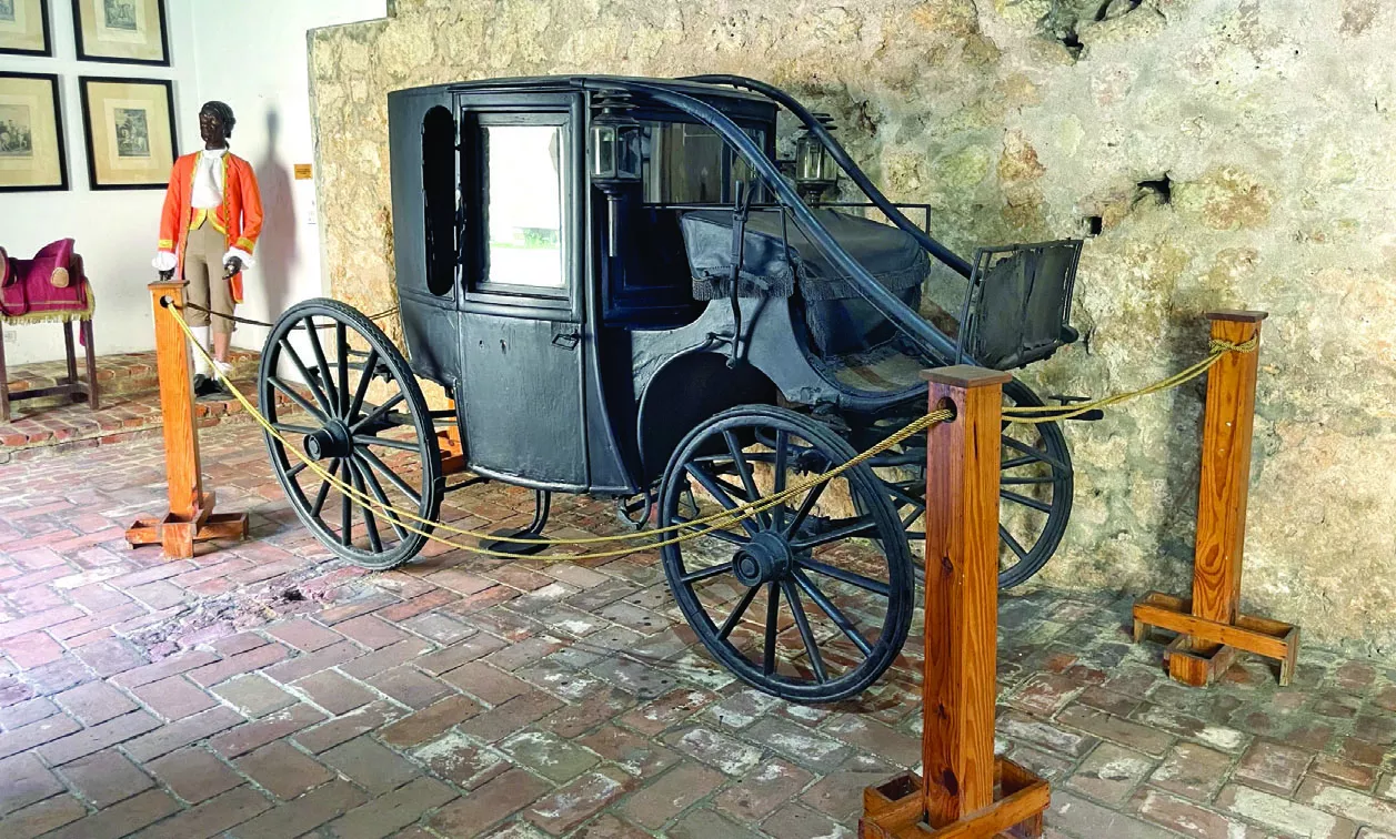 Aspecto del señorial coche utilizado por las clases altas en los días de la Colonia.  césar langa.