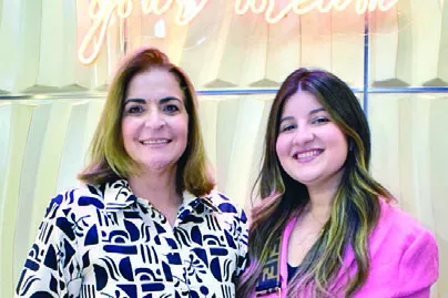 Ruth Objio y Alexa Muñoz.