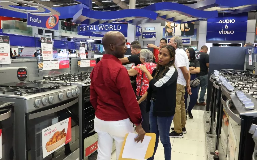 Electrodoméstico lo más comprado en feria de precios.