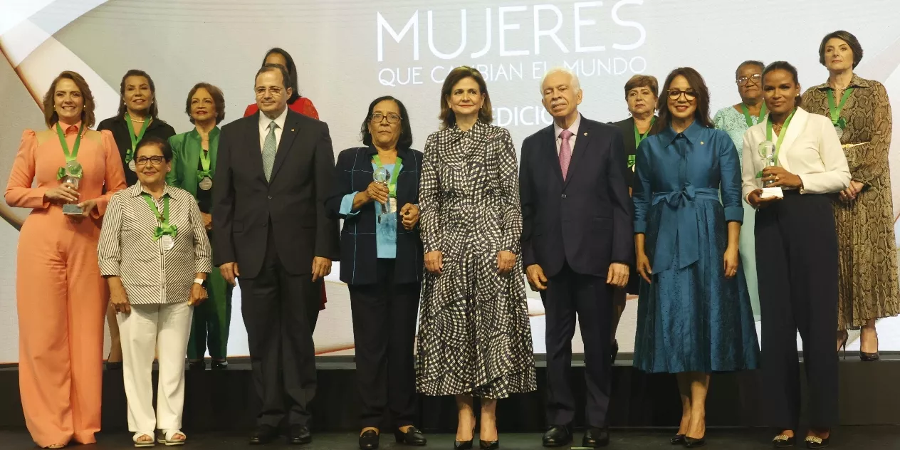 MUJERES  QUE CAMBIAN EL MUNDO PREMI DEL BHD/FOTOS CARLOS ALONZO/8/-11/2023