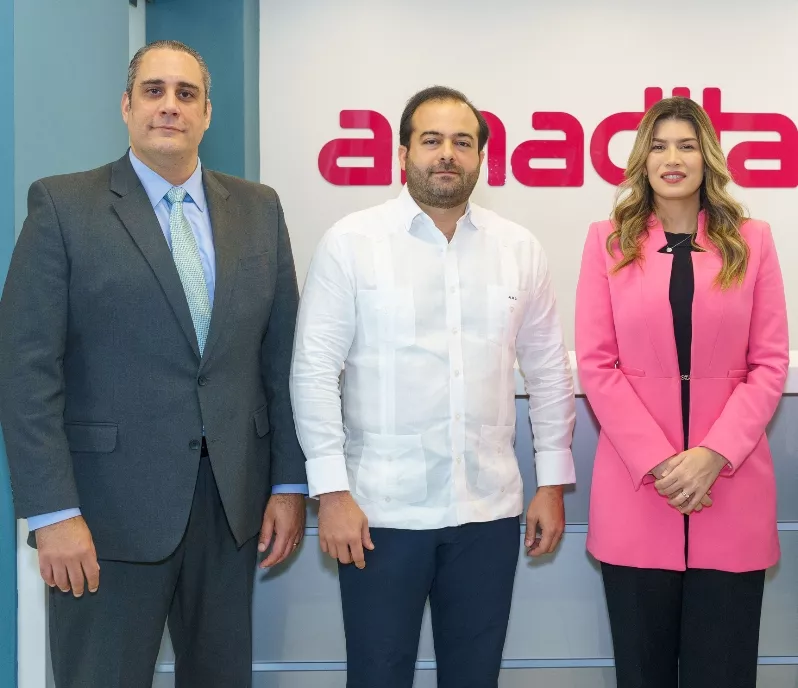 Antonio Musa Biaggi, Alberto Bergés González y Gisselle Peña.