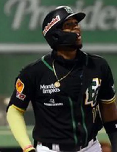 Lewin Díaz decidió el partido con un “fly” de sacrificio.