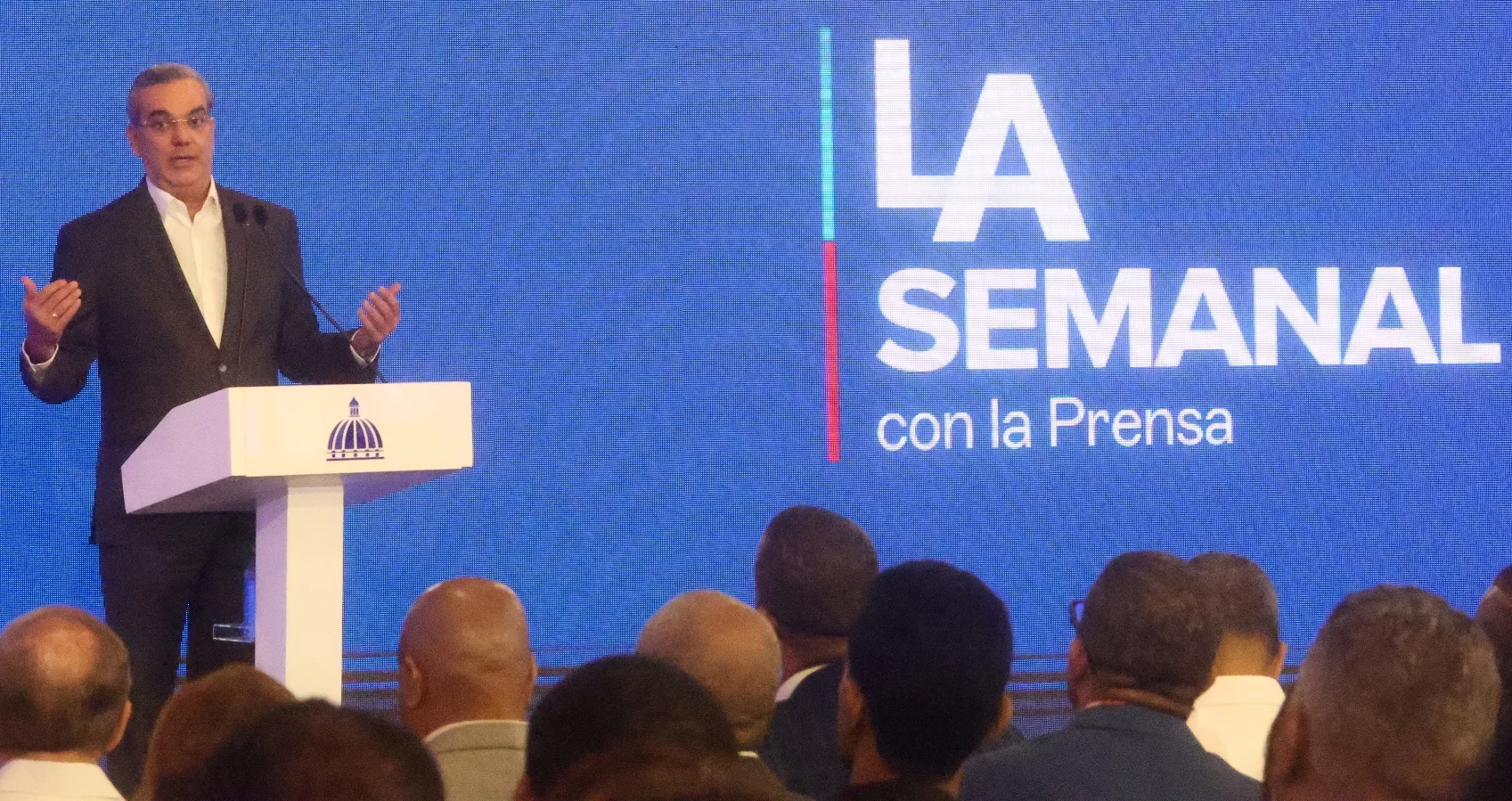 El presidente Abinader estuvo acompañado de altos mandos militares durante LA Semanal.  josé francisco