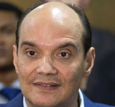 Por  segunda vez  se le niega la candidatura  por no cumplir.