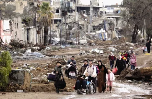 En la Franja de Gaza siguen contando los fallecidos; ayer se  elevó a 15.000 el número.