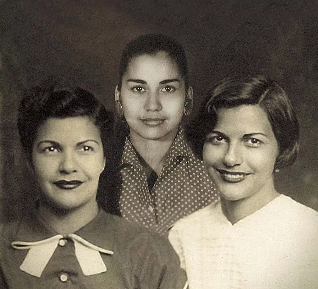 Cada 25 de noviembre se conmemora el Día Internacional de la Eliminación de la Violencia contra la Mujer, en honor a las hermanas Mirabal. Fuente externa