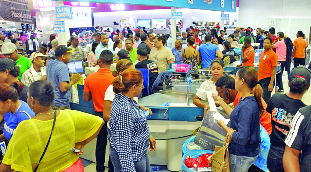 La actividad comercial la será la más impactada positivamente por la cantidad de dinero circulando en el mercado. ARCHIVO